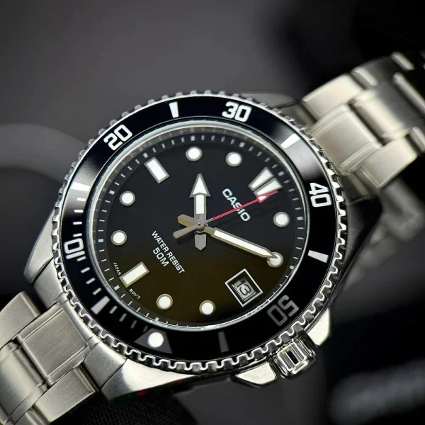 Чоловічий годинник Casio MDV-10D-1A1 фото 5