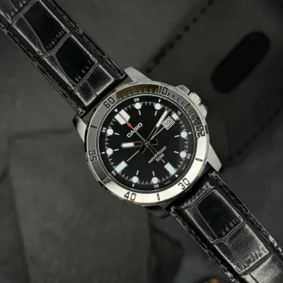 Чоловічий годинник Casio MTP-VD01L-1E