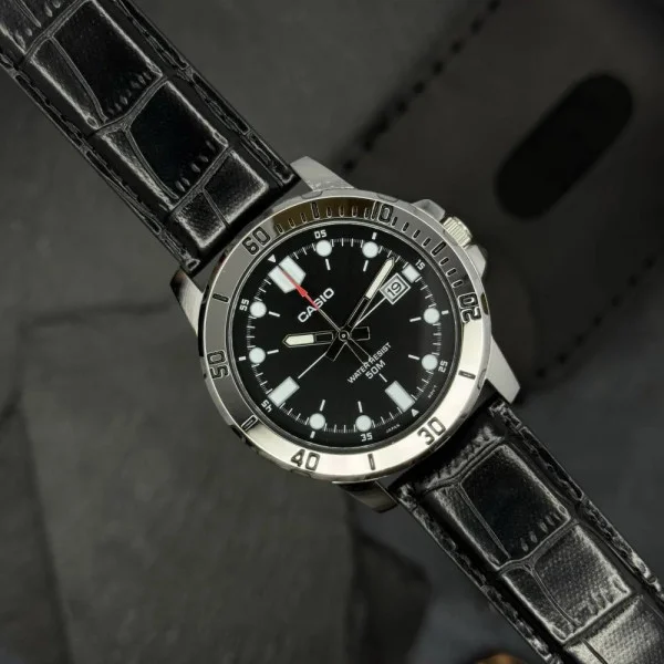 Чоловічий годинник Casio MTP-VD01L-1E фото 4
