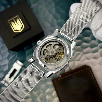 Чоловічий годинник Awarder 021-3D  Де би не був Silver-Black Mesh