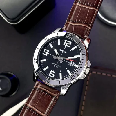 Чоловічий годинник Casio MTP-VD01L-1BVU