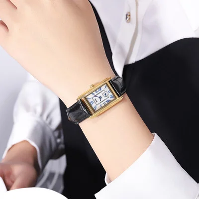 Класичний жіночий годинник Skmei 2297GDBK Gold-Black
