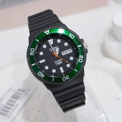 Чоловічий годинник Casio MRW-230H-1E3