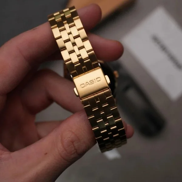 Чоловічий годинник Casio MTP-B146G-3A фото 6