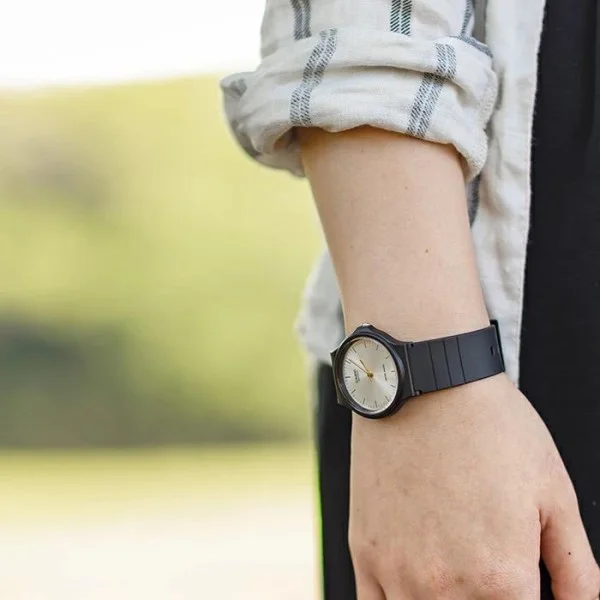 Наручные часы Casio MQ-24-9E фото 4