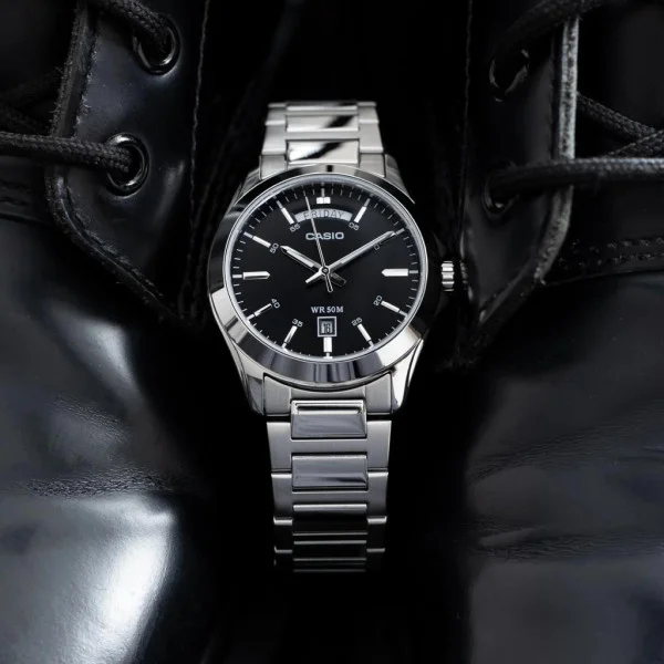 Чоловічий годинник Casio MTP-1370D-1A1 фото 3
