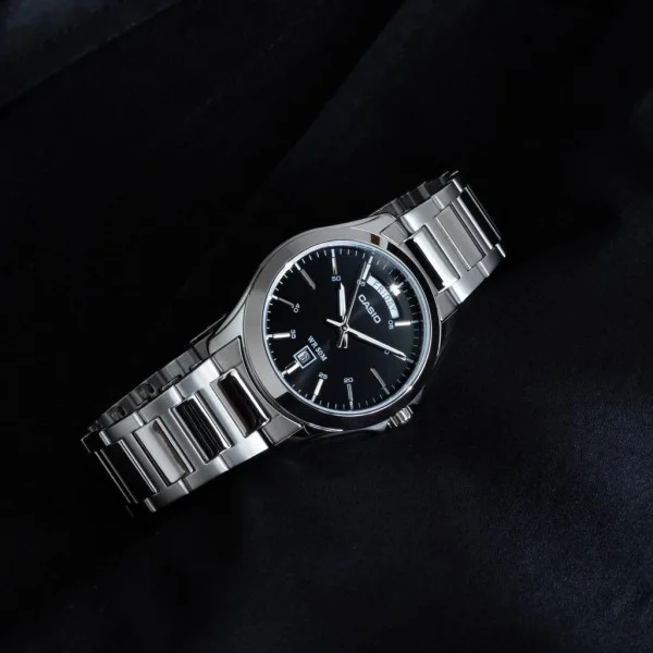 Чоловічий годинник Casio MTP-1370D-1A1 фото 4