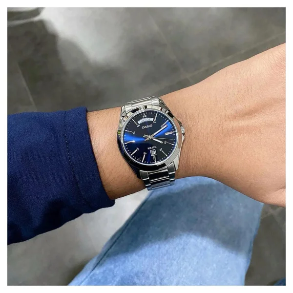 Чоловічий годинник Casio MTP-1370D-2A2 фото 3