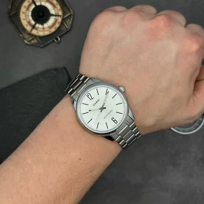 Чоловічий годинник Casio MTP-V005D-7BUDF