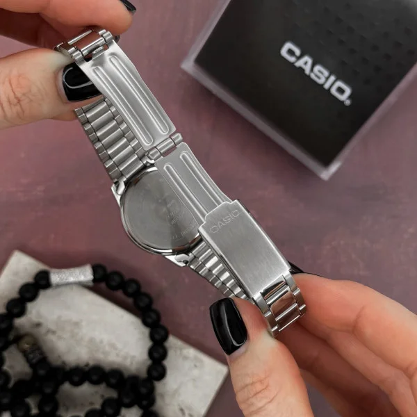 Жіночий годинник Casio LTP-1303DD-4A фото 8