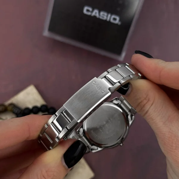 Жіночий годинник Casio LTP-1303DD-7A фото 8