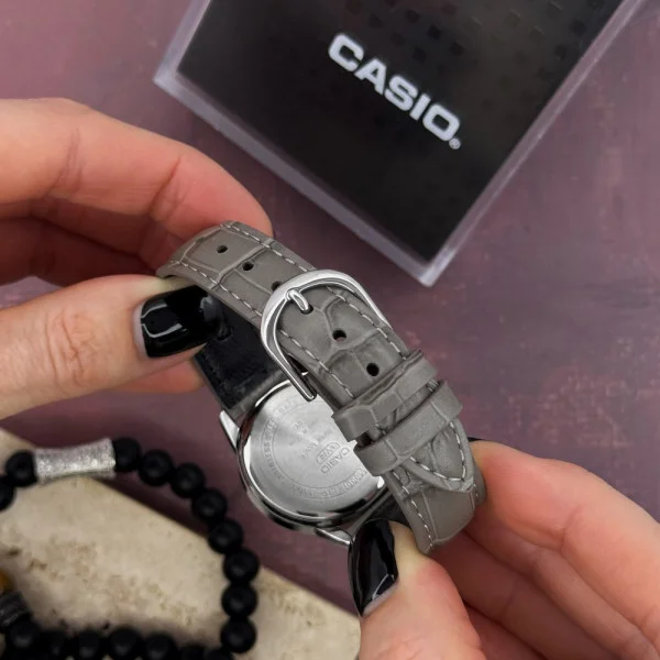 Жіночий годинник Casio LTP-1303LL-7A фото 8