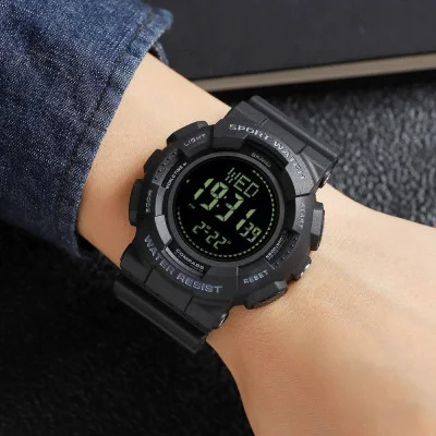 Чоловічий годинник Skmei 2077BK Black+Compass